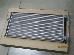 RADIATORE ACQUA VOLKSWAGEN GOLF MK3 1.6 - 1.8 2.0 16V - VALEO - 731025 - NUOVO - Imagen 1 de 2