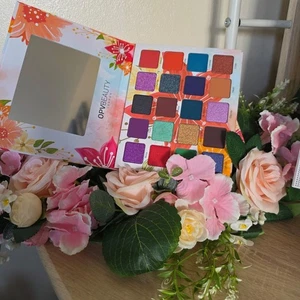 OPV Beauty London Bloom Lidschatten Palette VERSIEGELT - Bild 1 von 5