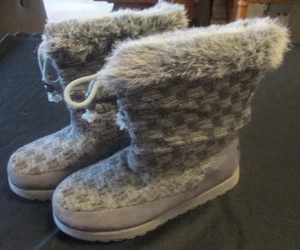 STIVALI SKECHERS GRIGI IN MAGLIA E PELLE CON PELLICCIA TAGLIA 8 SUPER! - Foto 1 di 4