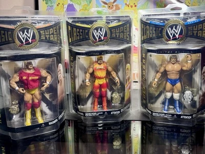 MINT MOC THREE (3) FIGURE LOT WWE Classic Superstars HULK HOGAN WWE WWF W/ Case - Image 1 of 4