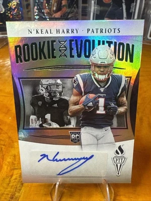 2019 Panini Passing the Torch - Rookie Evolution N'Keal Harry Green /10 (AU, RC) - Image 1 of 4