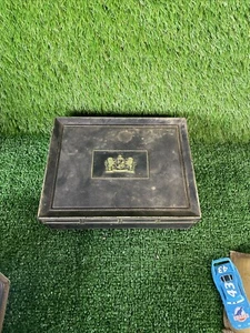 Vintage Cigar Box House of Windsor MARK IV MAGNATES Black Plastic Hold 50 Cigars - Picture 1 of 8