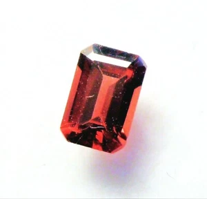 VERY NICE 6 x 4 mm EMERALD CUT MOZAMBIQUE GARNET - Picture 1 of 2