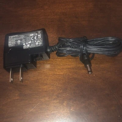 Genuine Plantronics 9V 500mA SSC-090050 203158-01 Power Supply Power Adapter T64 - Image 1 of 3