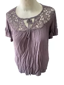 Camicetta boho donna Maurices grande con dettaglio in pizzo e collo allacciato - Foto 1 di 4
