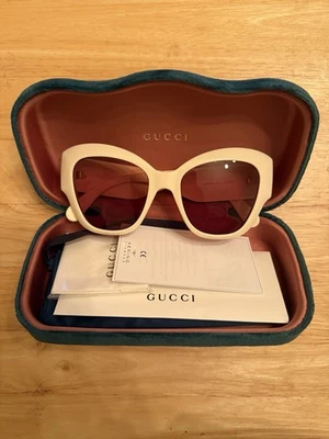 Authentic Gucci GG0808S 002 Ivory / Brown Sunglasses – 53mm – Oversized Square  - Image 1 of 4