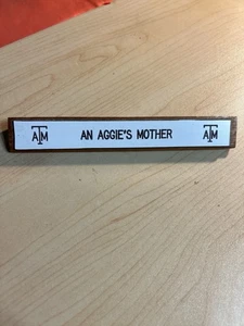 Texas A&M Mom Desk Plaque  - Picture 1 of 4