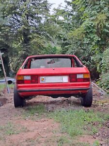 Porsche 924 944 breaking classic car for parts / spares / body panels
