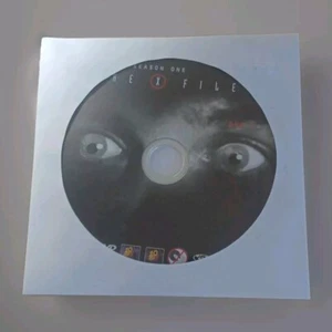 THE X FILES SEASON 1 DISC 1 NEW DISC ONLY SWEDISH IMPORT WITH ENGLISH LANGUAGE - Picture 1 of 1