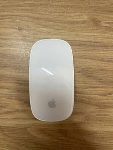 Souris Magic Apple 1ère, sans fil, bleuetoth.. - Photo 1/2