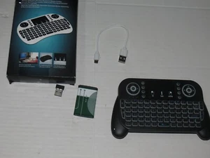 t16 US Mini i8 Wireless Keyboard 2.4G with Touchpad for PC Android Desktop - Picture 1 of 4