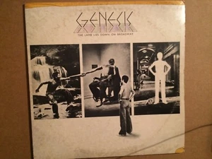 GENESIS "THE LAMB LIES DOWN ON BROADWAY" VINILE LP - Foto 1 di 2