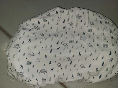 Eddie Bauer Home "Don't Feed the Bears" Twin Fitted Sheet - Image 1 of 2