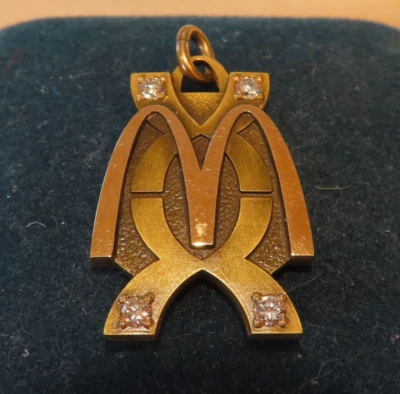 VIDEO McDonald's 10K SOLID GOLD VS DIAMOND VINTAGE PENDANT CHARM RETRO WOW RARE - Image 1 of 4