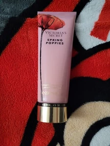 Victorias Secret Lotion Spring Poppies - Picture 1 of 1