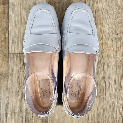 AGL Made in Italy Light Gray Leather Loafer Flats Women's Size 38 Slip On Shoes - Image 1 of 4
