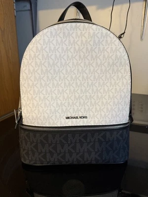 Mochila Michael Kors Rhea média bloco de cores assinatura logotipo ótica branca multi - Imagem 1 de 4
