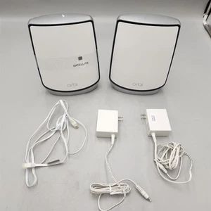 NETGEAR Orbi Whole Home Tri-Band Mesh WiFi 6 System (RBK852) - Bild 1 von 6