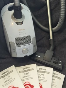 Miele Polaris Bodenstaubsauger Set Modell S4212 komplett mit Stabschlauch Xtra Beutel - Bild 1 von 21