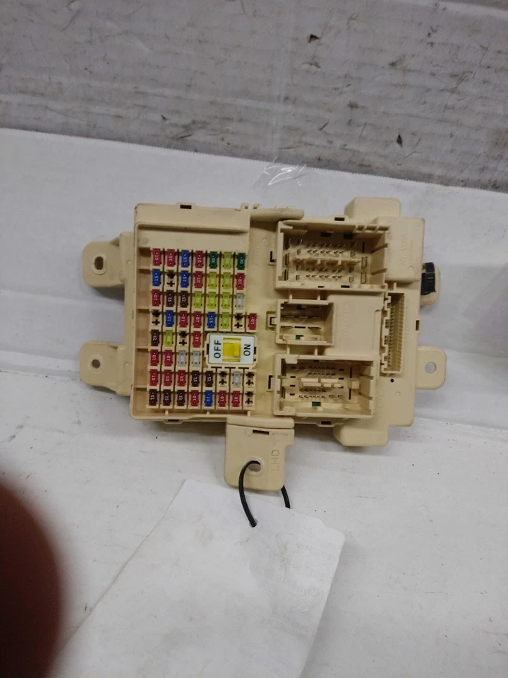 2017 KIA Sportage Body Control Module OEM 95400D9700 76K Miles Silver - Изображение 1 из 4