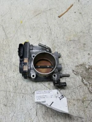 Cuerpo del acelerador 2,5 L compatible con 05 SAAB 9-2X 882711 Foto 1 de 4