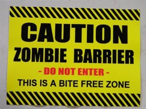 HALLOWEEN HORRORFILM PROP VORSICHT ZOMBIE BARRIERE AUFKLEBER/AUFKLEBER - Bild 1 von 1