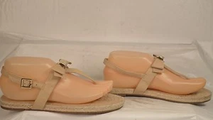 Louise et Cie "Adrean" Oat Beige Leather Bow Detail Thong Sandal Size 7 M - Picture 1 of 7