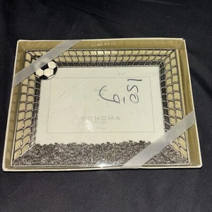 Sonoma Frame-metal With Enamel Soccer Ball On Corner - Picture 1 of 24