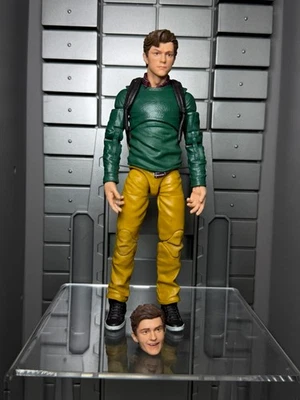Marvel Legends PETER PARKER 6" Suelto de Ned Leeds Paquete de 2 Incompleto Foto 1 de 2