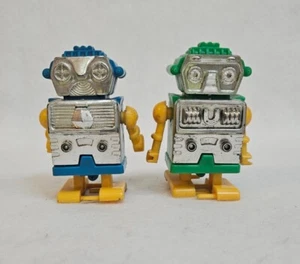 2 Vintage T.N TN 05-135 Wind Up Walking Robots 05-135 Hong Kong - WORKING - Picture 1 of 17