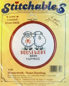 Stitchables Kreuzstich-Set - Haus Baa Humbug - Bild 1 von 4