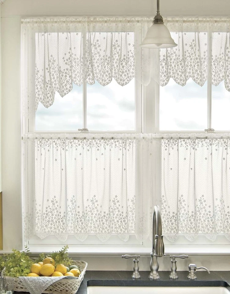 Par de botines Heritage flor de encaje 48 x 22 blanco paquete abierto Foto 1 de 1