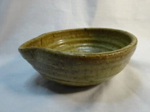Vintage Studio Pottery Turned Pour BOWL 5 1/2" x 2 1/4" Signed " Ponce " - Picture 1 of 5