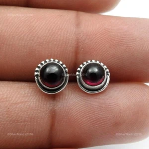 Natural Garnet 925 Solid Silver Stud Wife Gift Earrings Jewellery - Foto 1 di 8