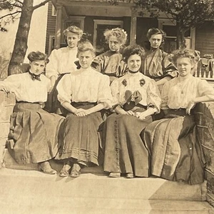 Antique RPPC Real Postcard Photograph Beautiful Young Women Sitting Outside - Picture 1 of 9