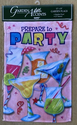Ganz Pink ¡Prepárate para la fiesta!  Bandera de jardín premium de 12 pulgadas por 18 pulgadas Foto 1 de 2