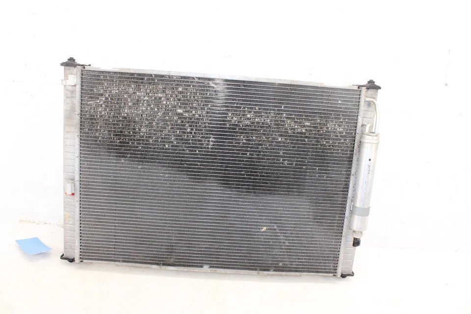 Radiador Nissan 370z M/T 2009-2012 OEM JS27 Foto 1 de 4