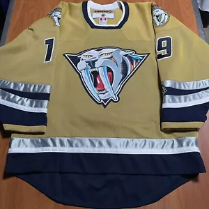 Koho Jim McKenzie Nashville Predators Mustard Cat Jersey Vintage Alternate L - Picture 1 of 5