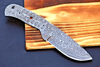 CUSTOM MADE HAND FORGED DAMASCUS STEEL BLANK BLADE SKINNING HUNTING KNIFE 2854 - Image 1 of 4