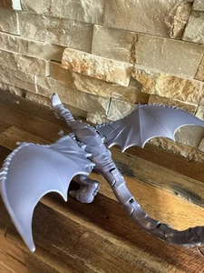 ✨HOW TO TRAIN YOUR DRAGON RAZORWHIP FIGURE DREAMWORKS 2016~RARE✨ - Picture 1 of 22