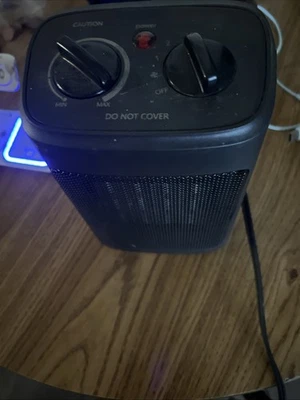 Mainstays WSH10C2ABB 1500W Ceramic Electric Heater - Black - Image 1 of 2