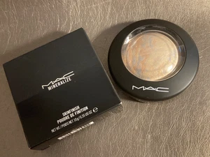 MAC Mineralize Skinfinish Face Powder LIGHTSCAPADE 0.35 Oz NIB - Picture 1 of 4
