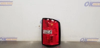 19 GMC SIERRA 2500 LUZ TRASERA LUZ TRASERA PASAJERO DERECHO Foto 1 de 4