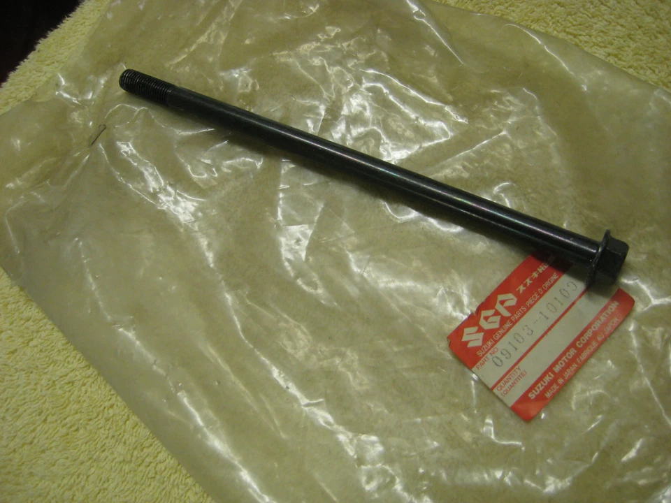 SUZUKI GS750E/GS750ES/LT230 QUADRUNNER PERNO DE MONTAJE DEL MOTOR 10 X 205 MM ¡NUEVO EN CAJA!! Foto 1 de 1