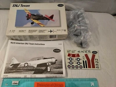 TESTORS - SNJ Texan - 1:72 scale - NIB - factory sealed    (8 - Image 1 of 4