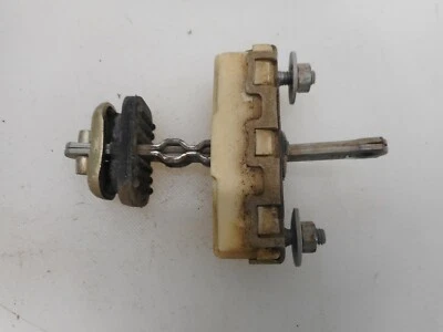 Land Rover Discovery II 2003 conductor izquierdo puerta trasera control de parada  Foto 1 de 4