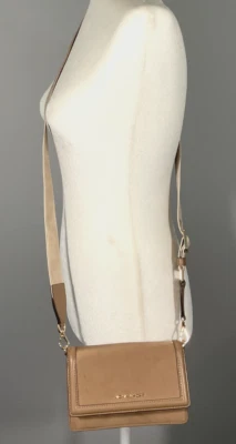 Bolso Bandolera Michael Kors Jet Set Pequeño Teléfono Cáscara Foto 1 de 4