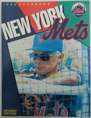 1990 New York Mets Official Year Book 148937 - Image 1 of 3