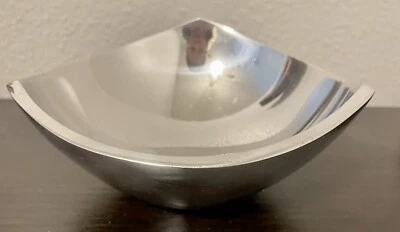 Vintage Nambé's Tri-Corner Bowl  #527 – 9 1/4"  1967 - Image 1 of 4