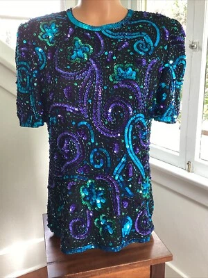 De Colección Lawrence Kazar Seda Lentejuelas Cuentas Top Ramo Verde Azulado Negro Púrpura Formal Talla PS Foto 1 de 4